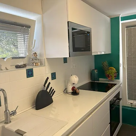 Mornar Apartment *