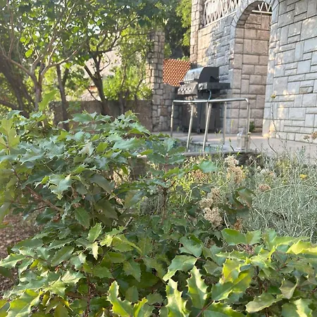 Apartment Mornar